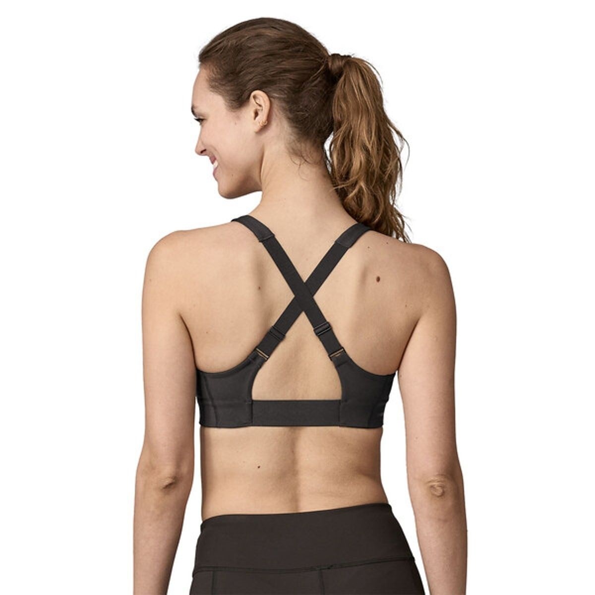 Podprsenka Patagonia Shadowlite Mid Impact Adjustable Bra black Patagonia 10030638 L-11