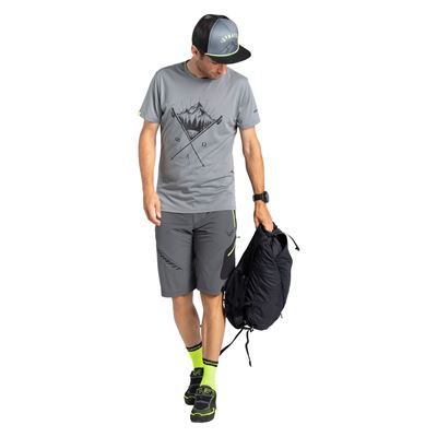 Batoh Dynafit Traverse 23 black out/nimbus