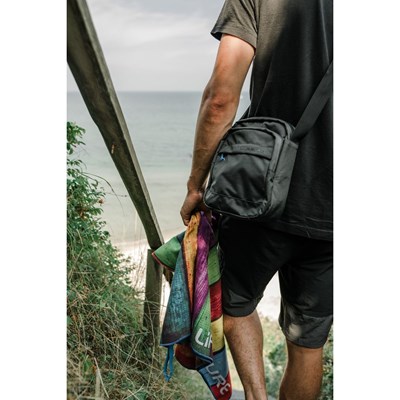 Pouzdro na doklady Lifeventure RFiD Shoulder Bag Recycled grey